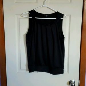 Black pleated tank